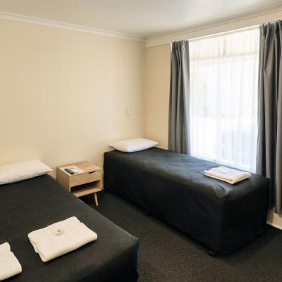 Coachman Hotel Motel Double Room 2a